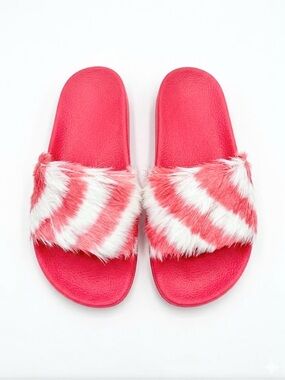 Valentino Garavani Runway Feather Slides Sandals Slippers in Pink and White